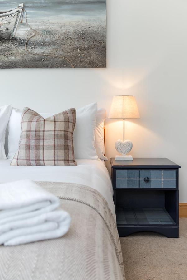 Dormie Cottage, Lovely Bright And Spacious Bungalow With Wood Fire Ballater Eksteriør bilde